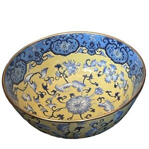 Chinese Ceramic floral Bowl